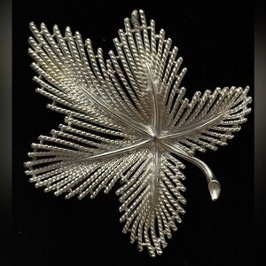 Detailed Silver Leaf Brooch